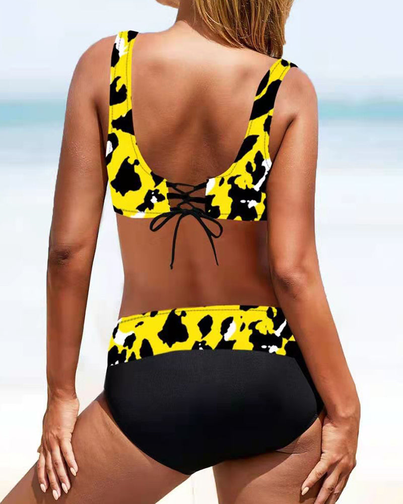 Eva – Bikini colorée et joyeuse