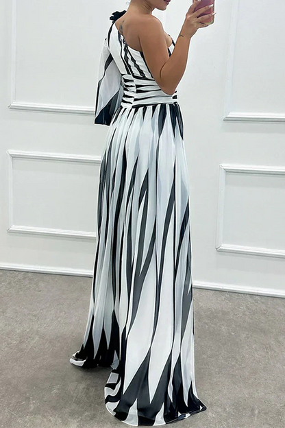 Hazel™ | Robe Maxi Élégante à Rayures avec Épaule Découverte