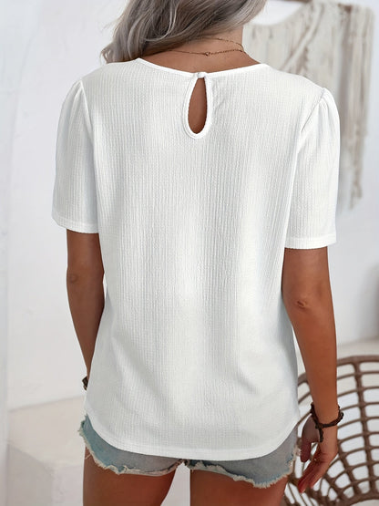 Noémie™ — T-shirt élégant à texture subtile