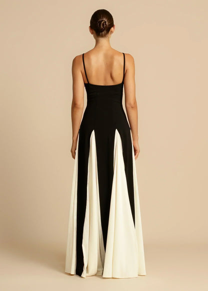 Oshrit™ | Robe Maxi Élégante avec Volants Contrastés