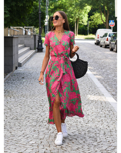 Talia™ | Robe élégante à fleurs avec décolleté en V
