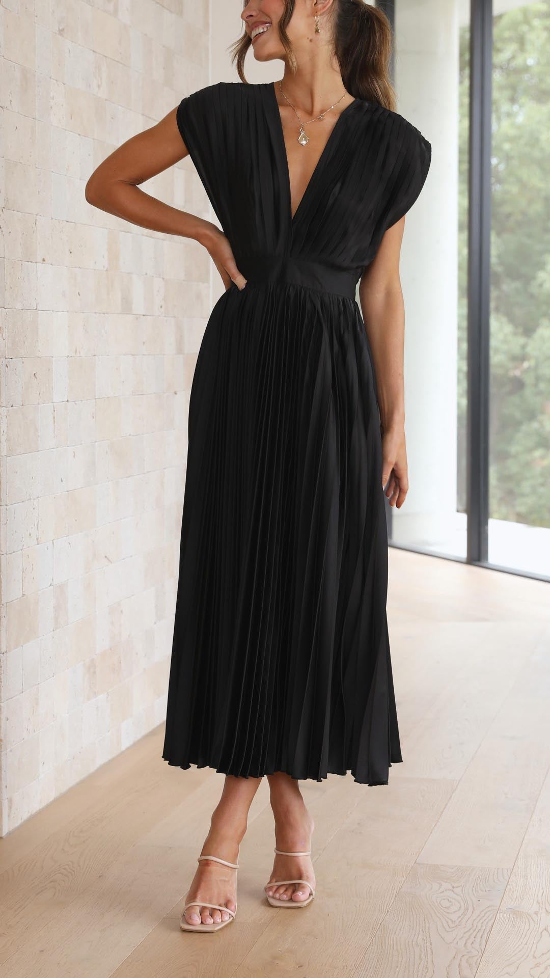 La Scintilla | Robe Élégante Plissée