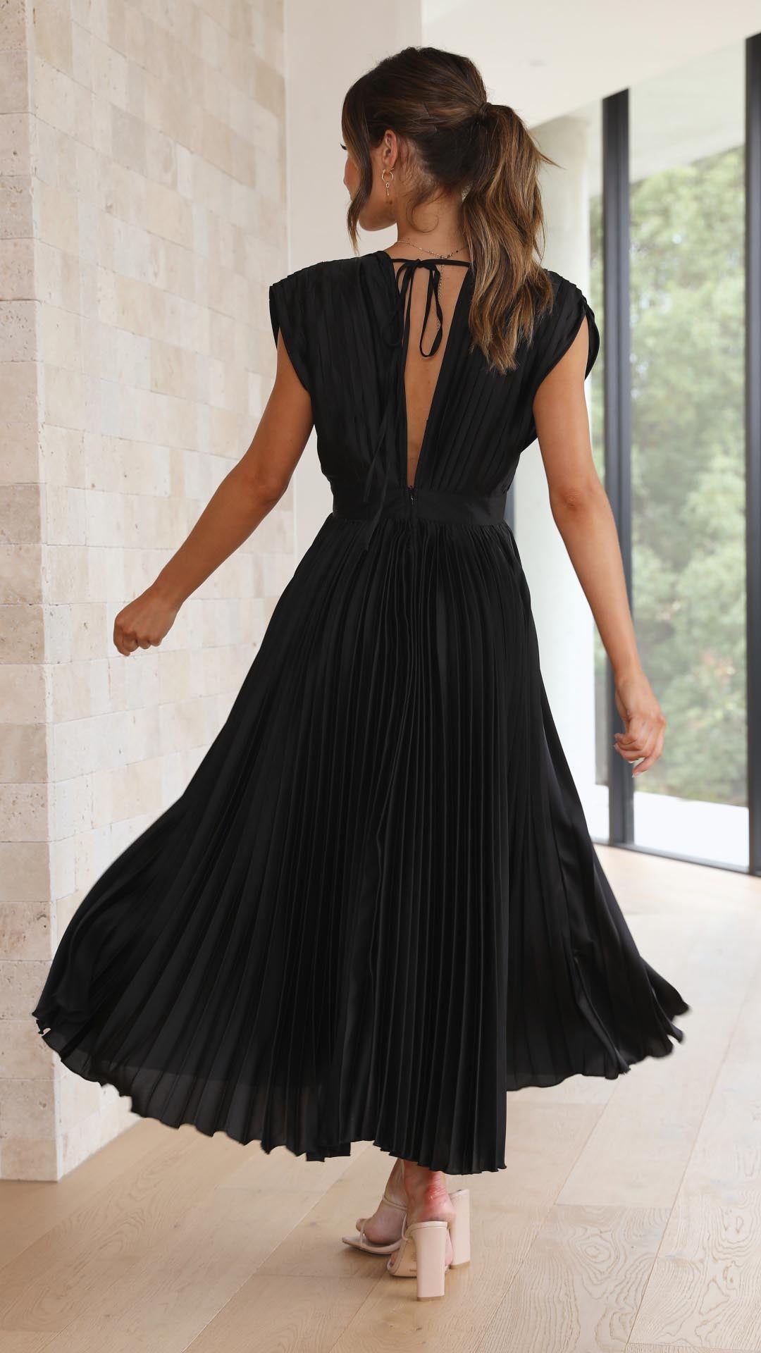 La Scintilla | Robe Élégante Plissée