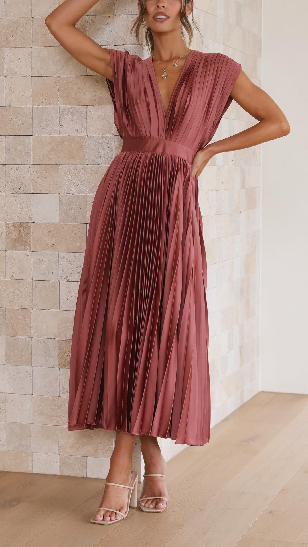 La Scintilla | Robe Élégante Plissée